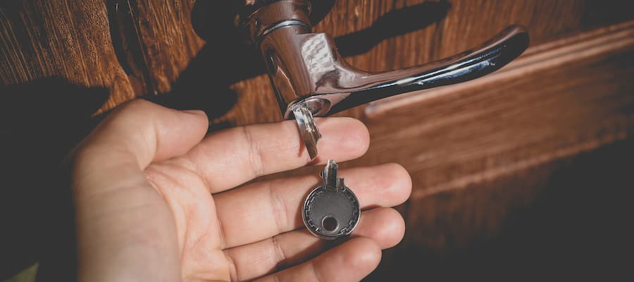 Can a Locksmith Make a Key from a Broken Key?