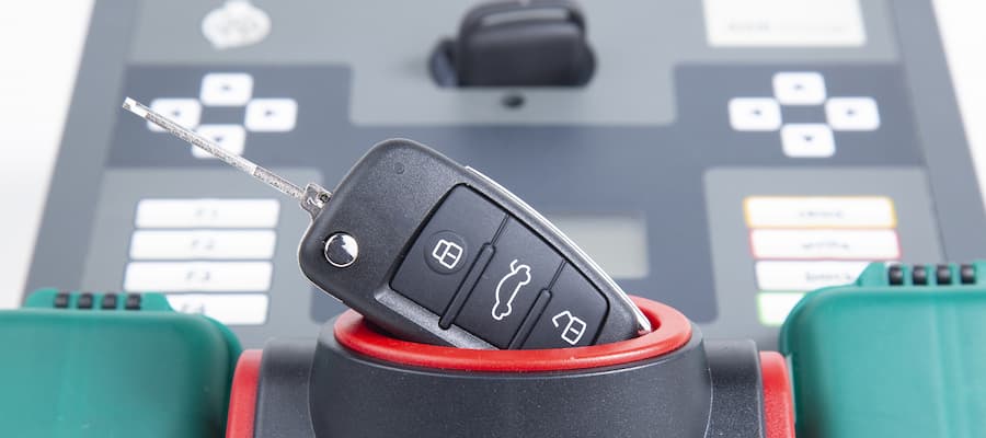 How Much Does it Cost to Program a Car Key?