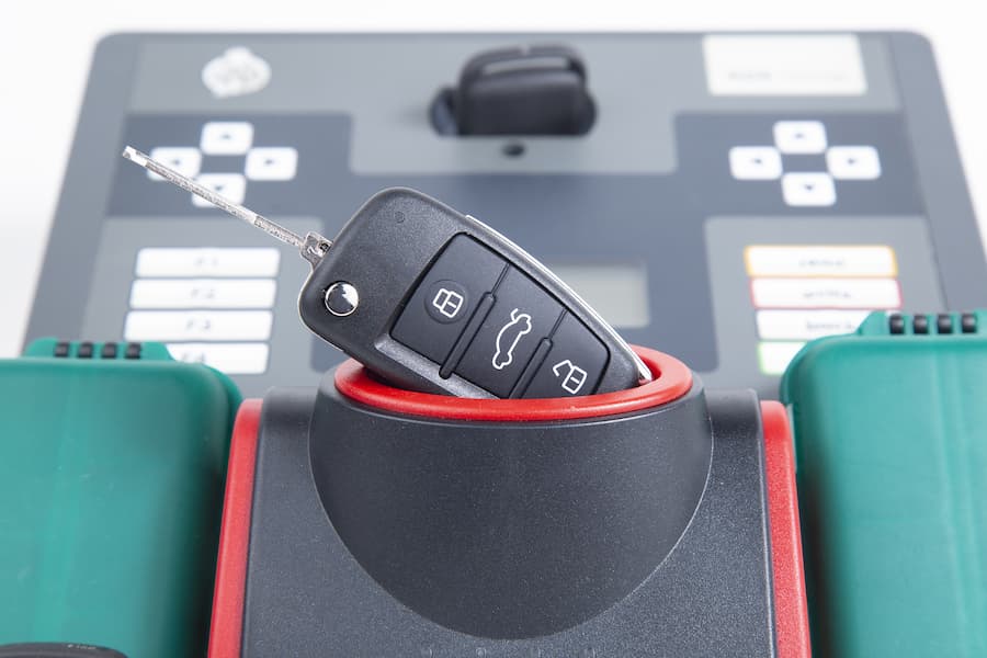 How Much Does it Cost to Program a Car Key_