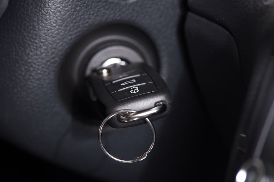 Can a Locksmith Replace an Ignition Switch?